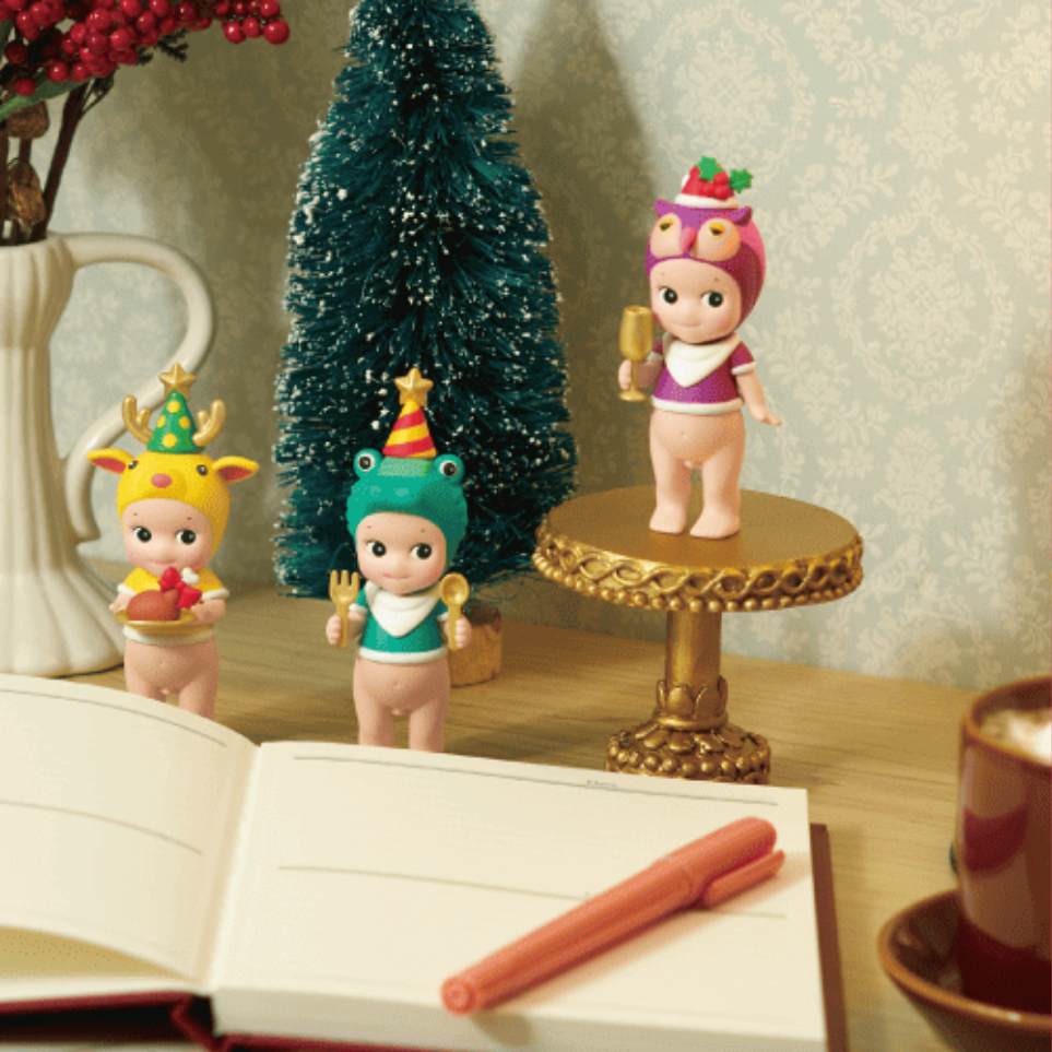 Sonny Angel Mini Figure Christmas Dinner | Sent from Sweden - Tinko